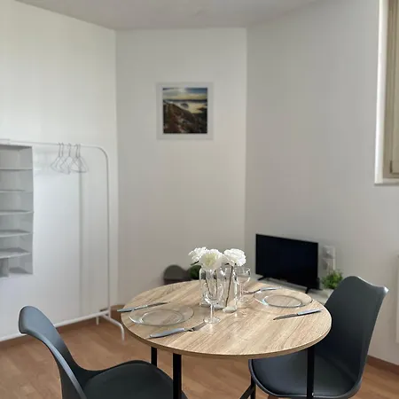 Spacieux Renove En Centre - Apt7 - Sdb Commune Apartment