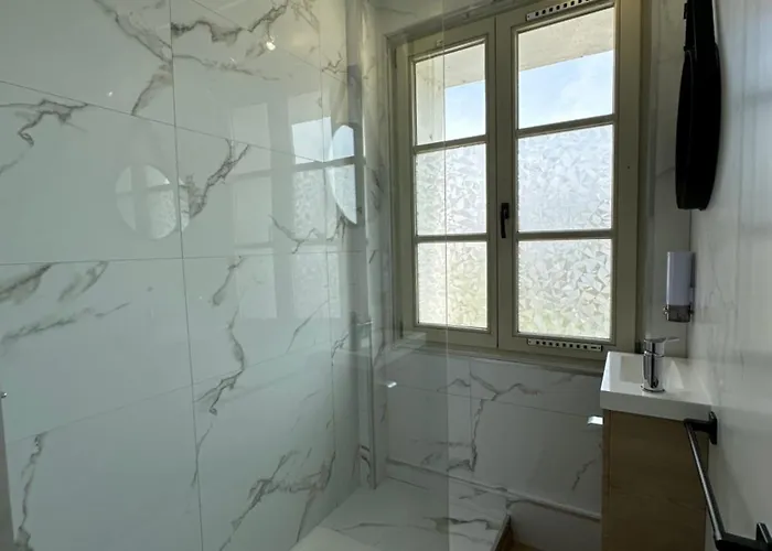 Appartamento Spacieux Rénové En Centre - Apt7 Givet